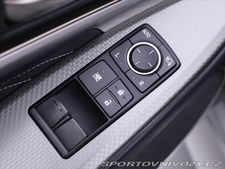 Lexus RC 300h 2,5 133kW F-Sport Na 2017