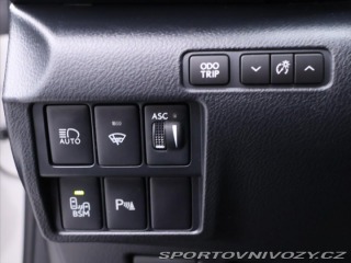 Lexus RC 300h 2,5 133kW F-Sport Na 2017