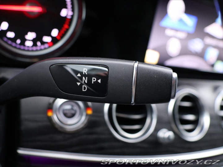 Mercedes-Benz E 2,0 220d 143kW AMG Burmes 2016