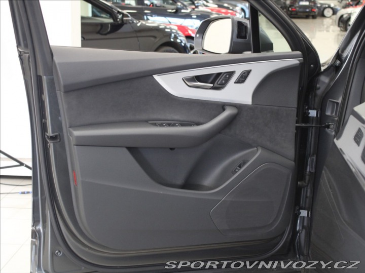 Audi Ostatní modely Q7 3,0 50TDi S-Line 63tkm. Č 2023
