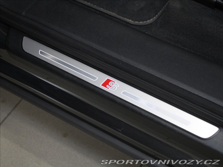Audi Ostatní modely Q7 3,0 50TDi S-Line 63tkm. Č 2023