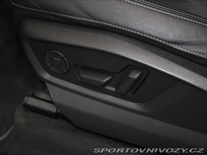 Audi Ostatní modely Q7 3,0 50TDi S-Line 63tkm. Č 2023