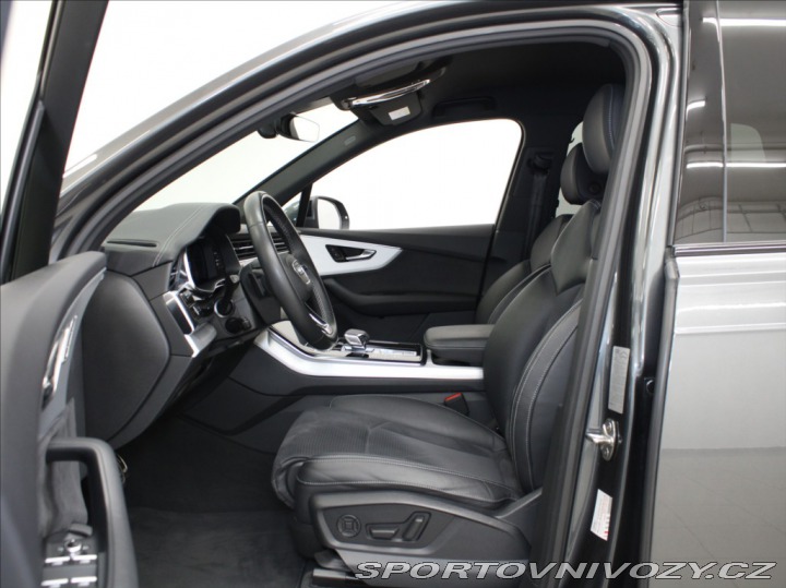 Audi Ostatní modely Q7 3,0 50TDi S-Line 63tkm. Č 2023