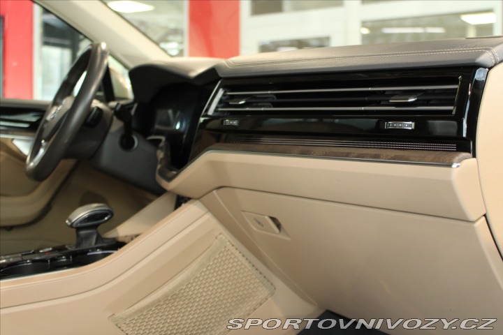 Volkswagen Ostatní modely Touareg V6 TDi 210kW ACC/NezTop/T 2019