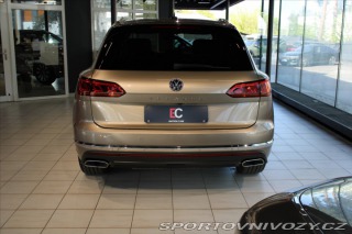 Volkswagen Ostatní modely Touareg V6 TDi 210kW ACC/NezTop/T 2019