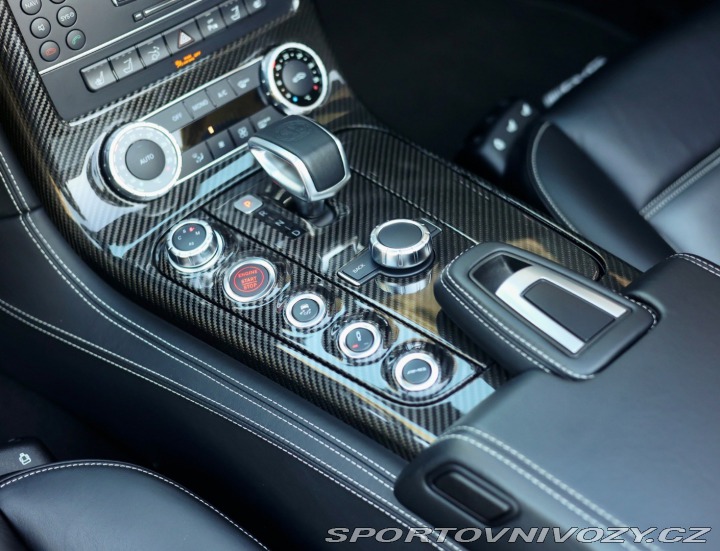 Mercedes-Benz SLS AMG AMG Roadster 420KW Roads 2012