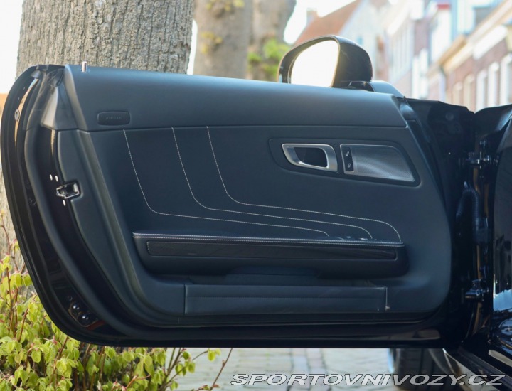 Mercedes-Benz SLS AMG AMG Roadster 420KW Roads 2012