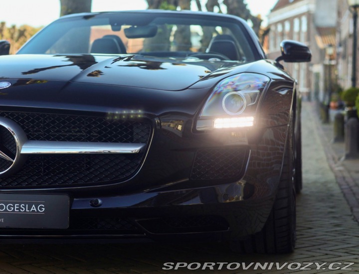 Mercedes-Benz SLS AMG AMG Roadster 420KW Roads 2012