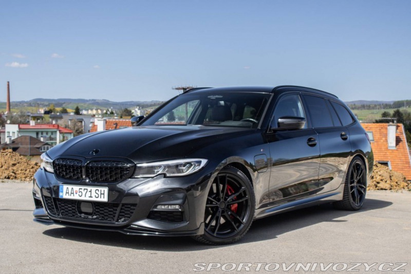 BMW 3 Touring  330e xDrive / 13