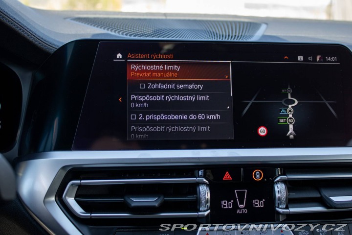 BMW 3 Touring  330e xDrive / 13 2020