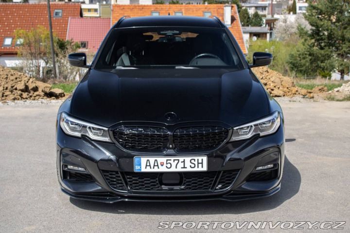 BMW 3 Touring  330e xDrive / 13 2020