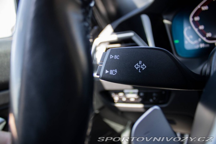 BMW 3 Touring  330e xDrive / 13 2020