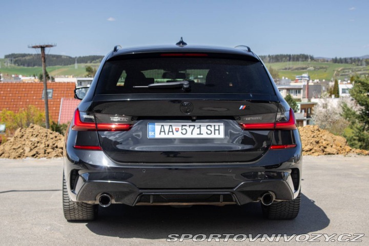 BMW 3 Touring  330e xDrive / 13 2020