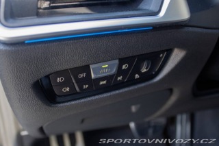 BMW 3 Touring  330e xDrive / 13 2020