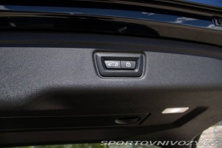 BMW 3 Touring  330e xDrive / 13 2020