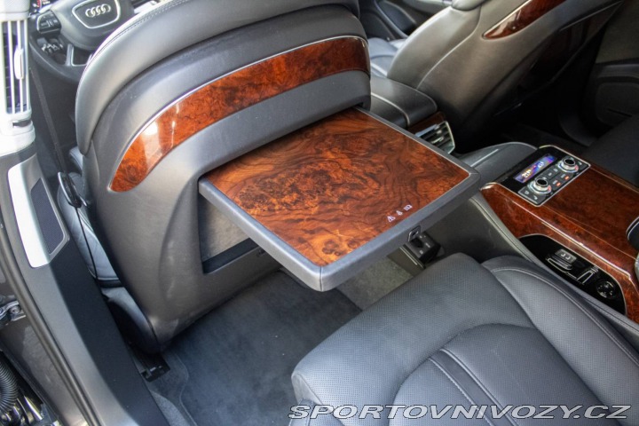 Audi Ostatní modely A8  4.0 TFSI V8 quattro tipt 2013