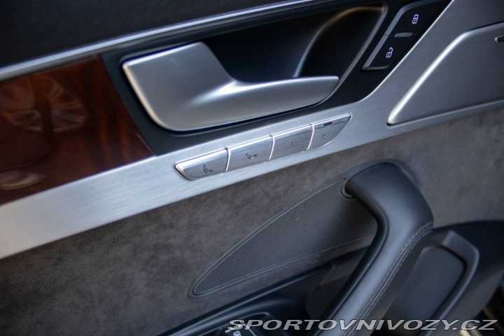 Audi Ostatní modely A8  4.0 TFSI V8 quattro tipt 2013