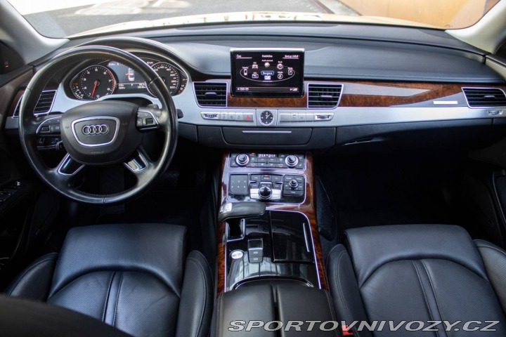 Audi Ostatní modely A8  4.0 TFSI V8 quattro tipt 2013