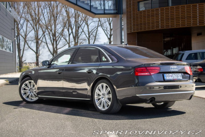 Audi Ostatní modely A8  4.0 TFSI V8 quattro tipt 2013