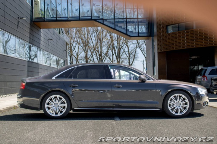 Audi Ostatní modely A8  4.0 TFSI V8 quattro tipt 2013