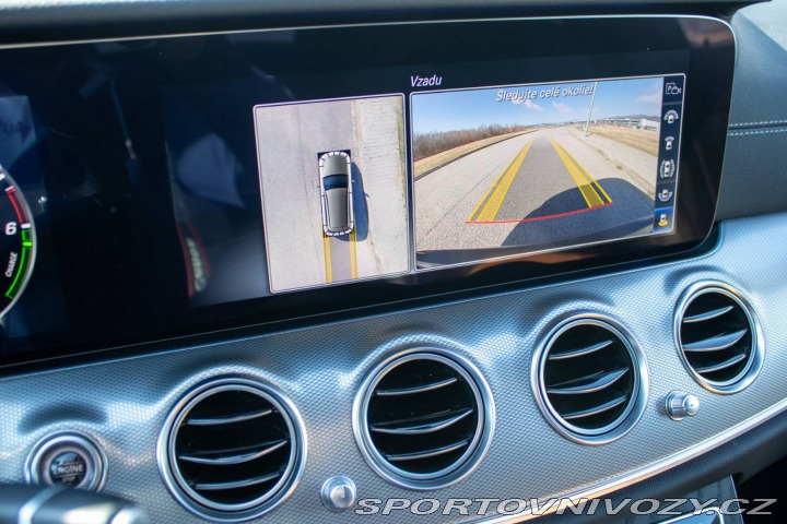 Mercedes-Benz E Kombi  300DE AMG Packet / 2021