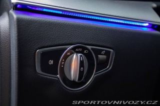 Mercedes-Benz E Kombi  300DE AMG Packet / 2021