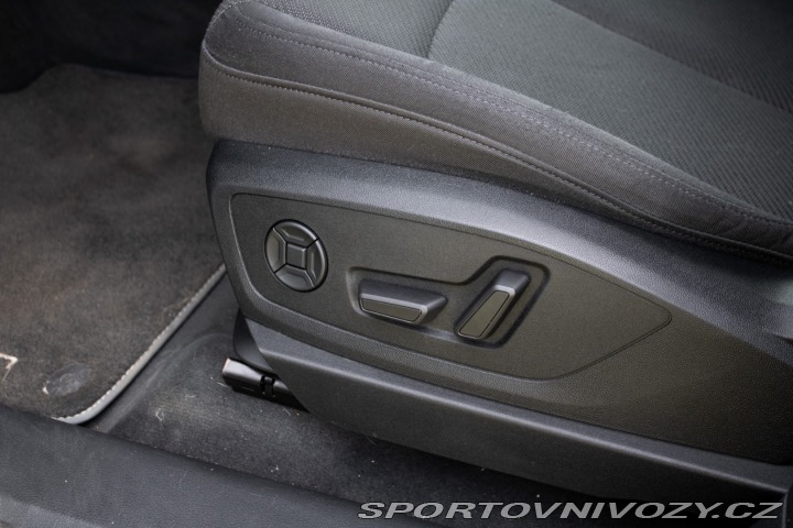 Audi Ostatní modely E-tron  50 quattro Advanced / AJ 2019