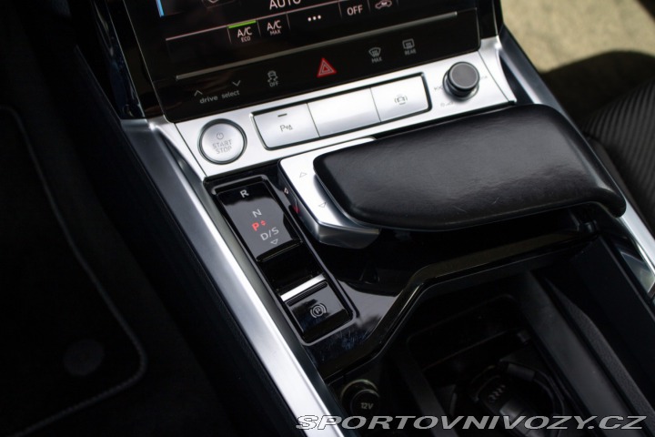 Audi Ostatní modely E-tron  50 quattro Advanced / AJ 2019