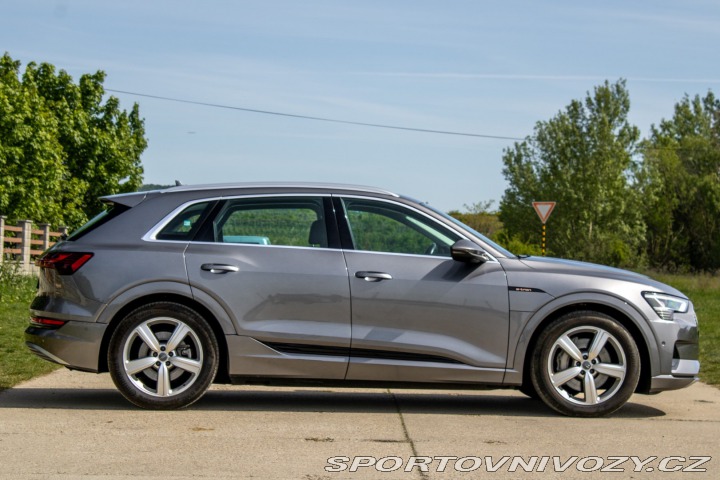 Audi Ostatní modely E-tron  50 quattro Advanced / AJ 2019