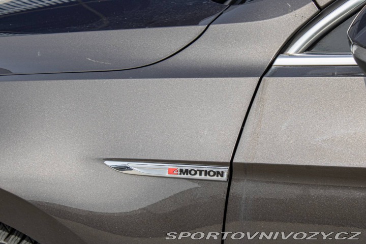 Volkswagen Ostatní modely Passat Variant Variant  2.0 BiTDI 240k B 2015