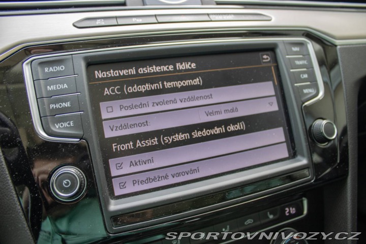 Volkswagen Ostatní modely Passat Variant Variant  2.0 BiTDI 240k B 2015