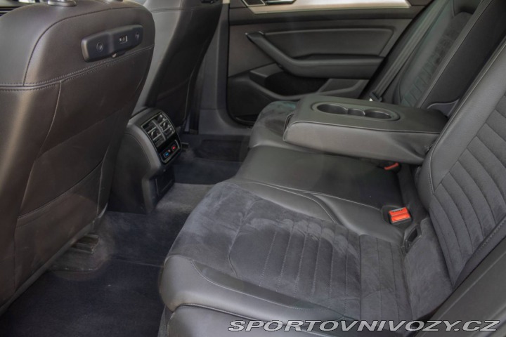 Volkswagen Ostatní modely Passat Variant Variant  2.0 BiTDI 240k B 2015