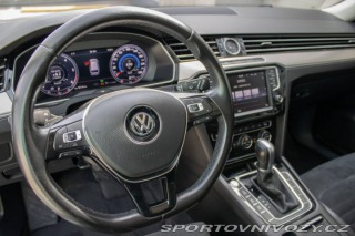 Volkswagen Ostatní modely Passat Variant Variant  2.0 BiTDI 240k B 2015