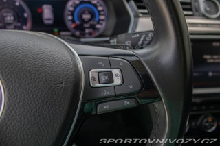 Volkswagen Ostatní modely Passat Variant Variant  2.0 BiTDI 240k B 2015