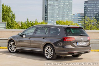 Volkswagen Ostatní modely Passat Variant Variant  2.0 BiTDI 240k B 2015