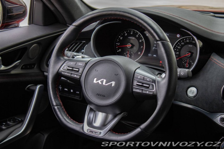 Kia Stinger GT 3.3 T-GDi 269kW AT8 / 2024