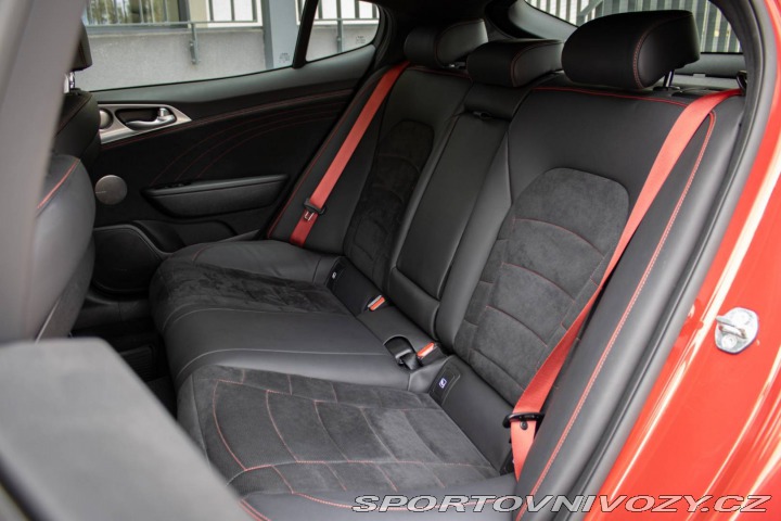 Kia Stinger GT 3.3 T-GDi 269kW AT8 / 2024