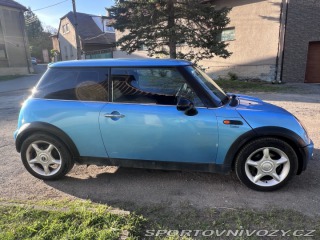 Mini One  2004
