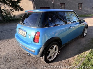 Mini One  2004