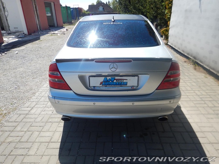 Mercedes-Benz E E 350 4MATIC, DIGIKLIMA 2006