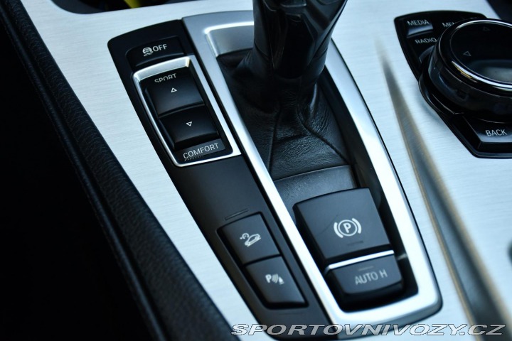 BMW 5 535d xD PANO HK HUD TAŽNÉ 2016