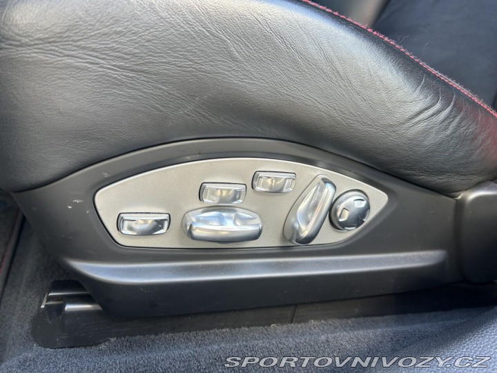 Porsche Panamera GTS 2012