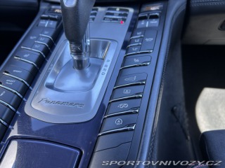 Porsche Panamera GTS 2012