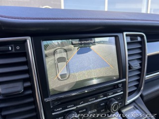 Porsche Panamera GTS 2012