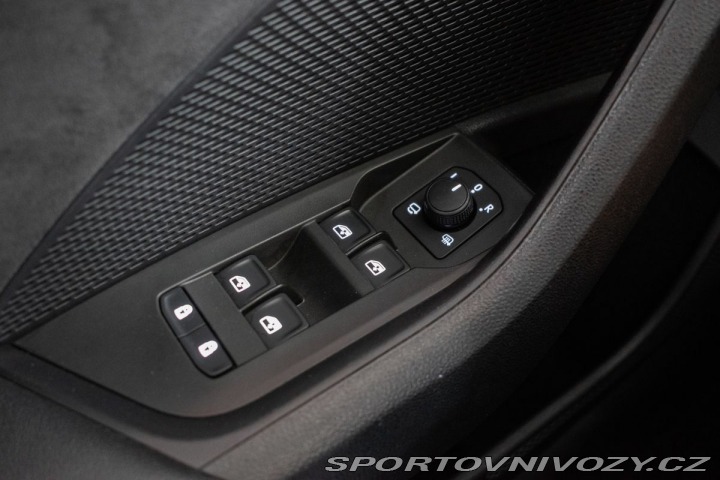 Škoda Octavia RS RS 2.0TSI REZERVACE 2021