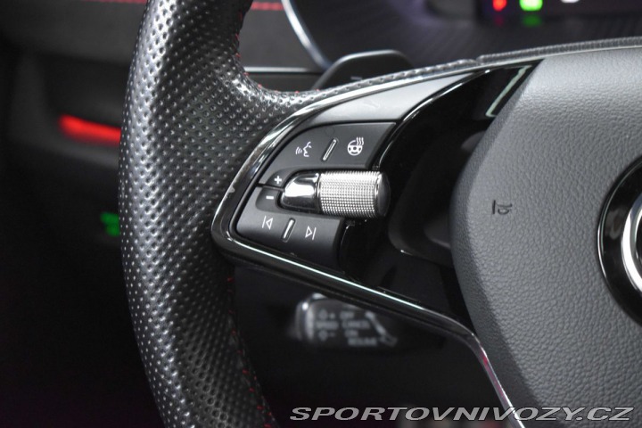 Škoda Octavia RS RS 2.0TSI REZERVACE 2021