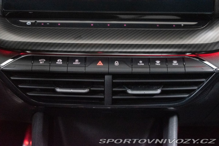 Škoda Octavia RS RS 2.0TSI REZERVACE 2021