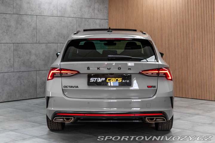 Škoda Octavia RS RS 2.0TSI REZERVACE 2021