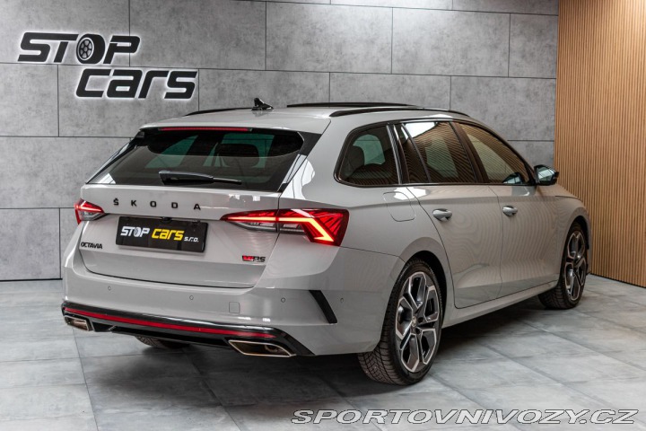 Škoda Octavia RS RS 2.0TSI REZERVACE 2021