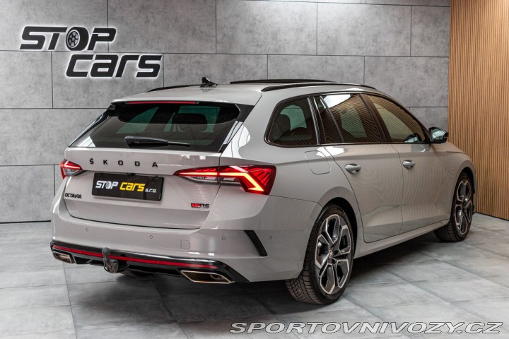 Škoda Octavia RS RS 2.0TSI REZERVACE 2021